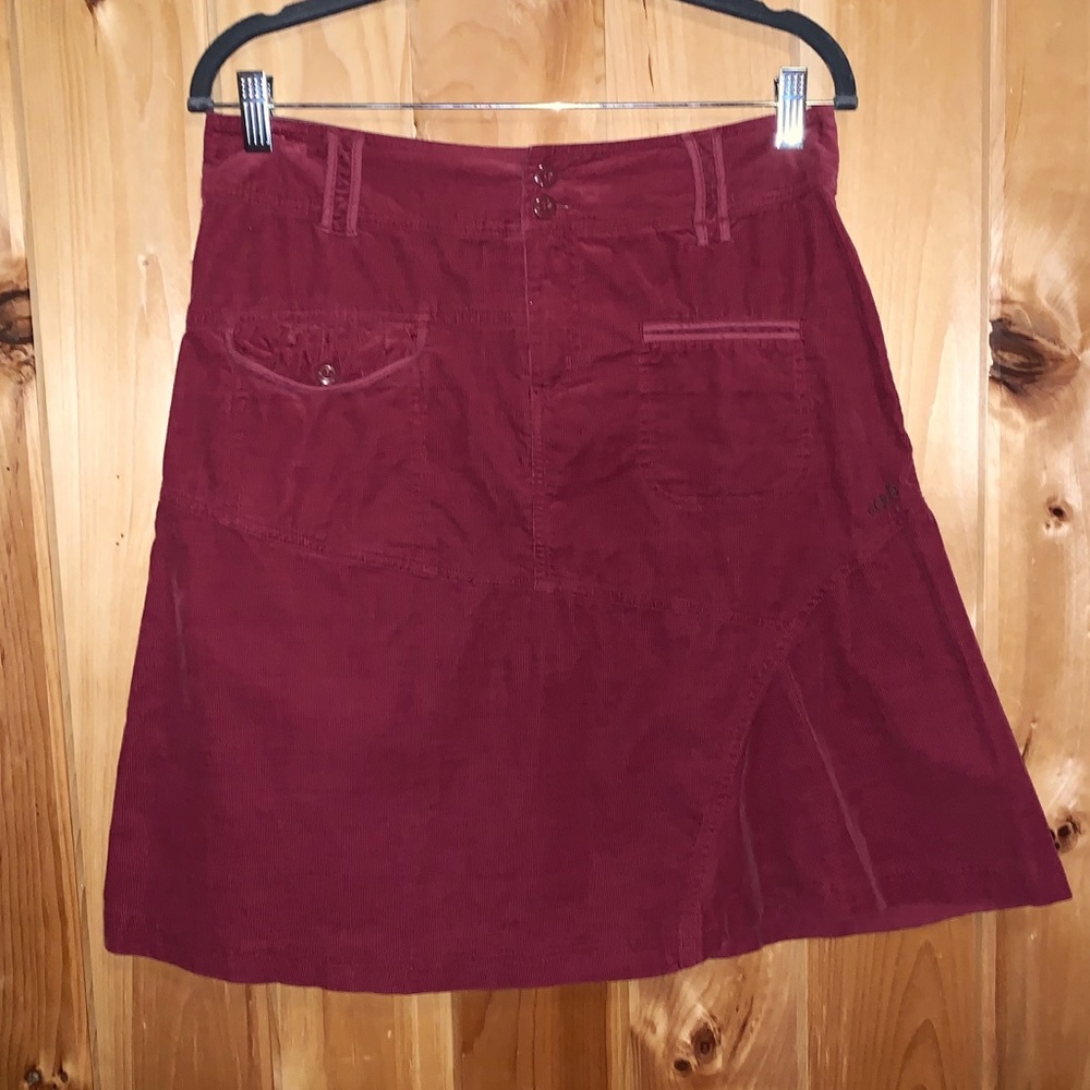 Lole cranberry corduroy skirt size 6